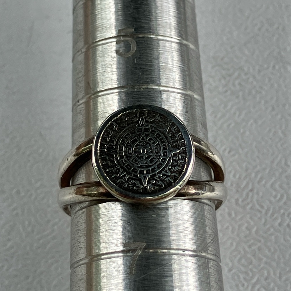 **  SOLD  **  Intricate Sterling Silver Ring with Mayan Calendar Circular Design